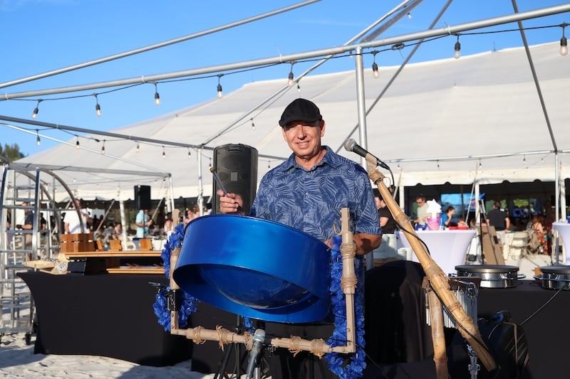 Banquet on the beach photo 13