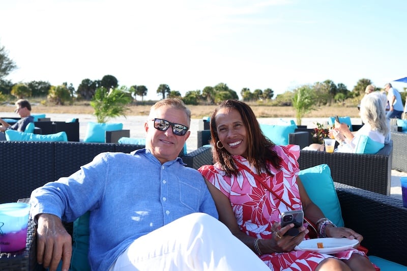 banquet on the beach 4