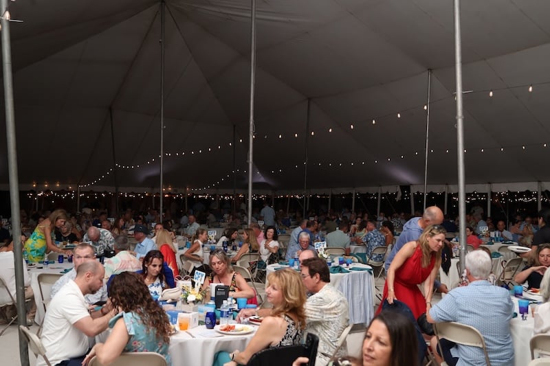 banquet on the beach dinner photo